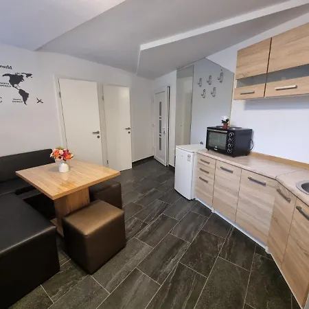 App Market * לובליאנה