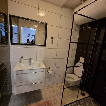 App Market * לובליאנה